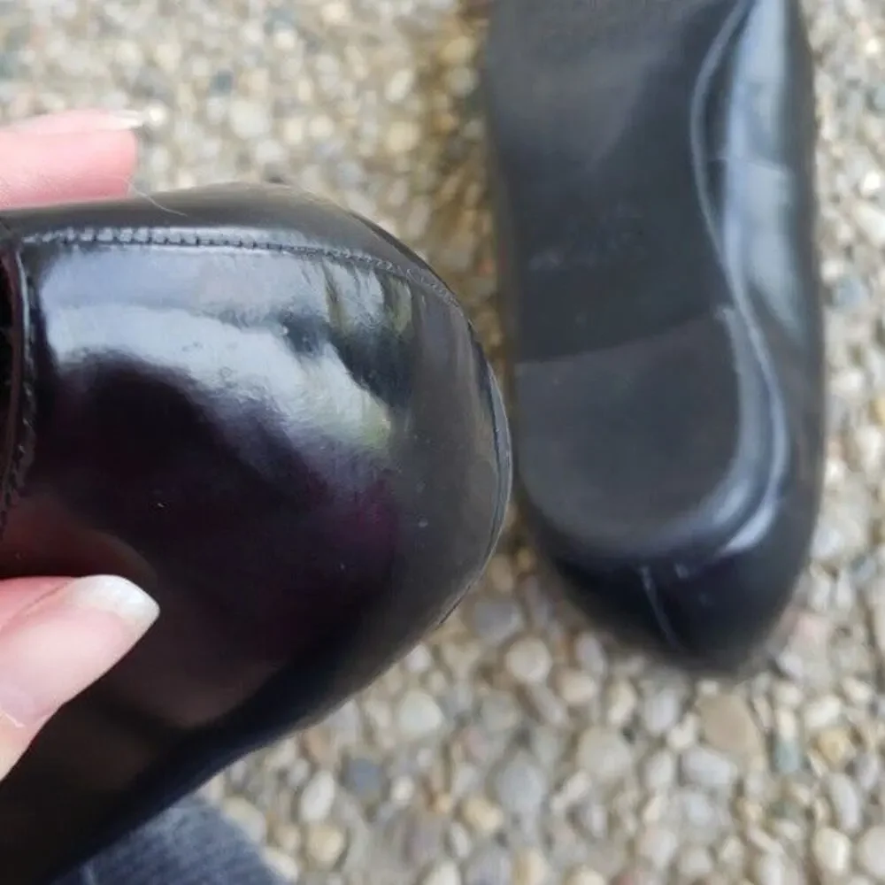 Simply Vera Vera Wang Black Flats Size 6.5
